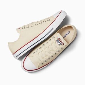 New Converse low top cream women’s 8.5